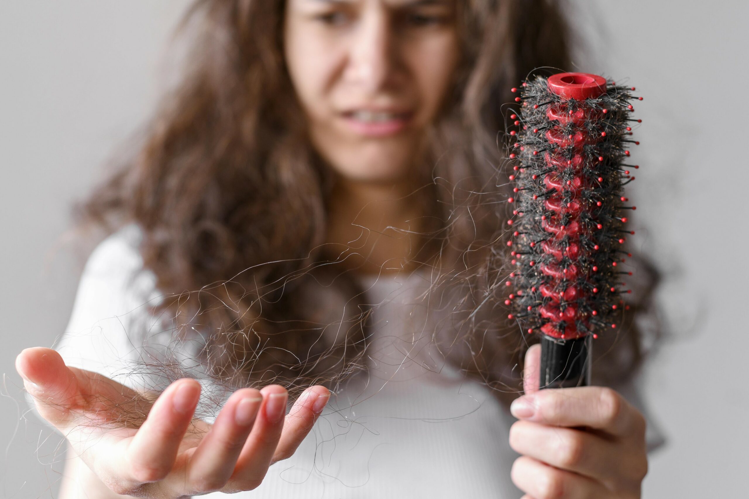 ¿Por qué se nos cae el pelo?